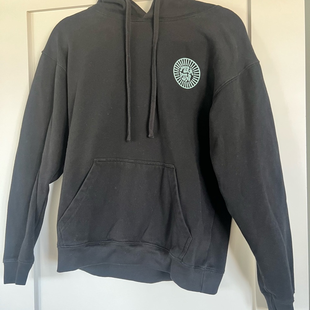 Pura Vida Black Hoodie with Graphic